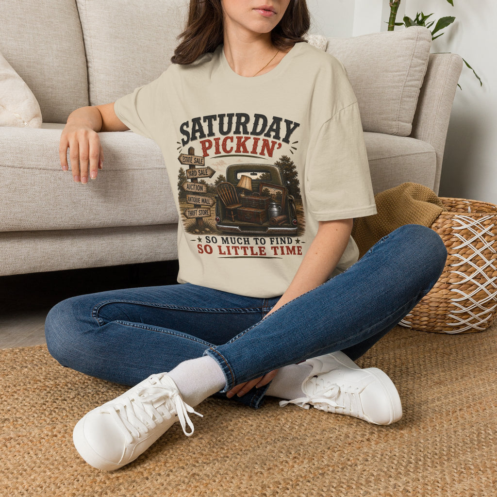 Saturday Pickin'-T-Shirt