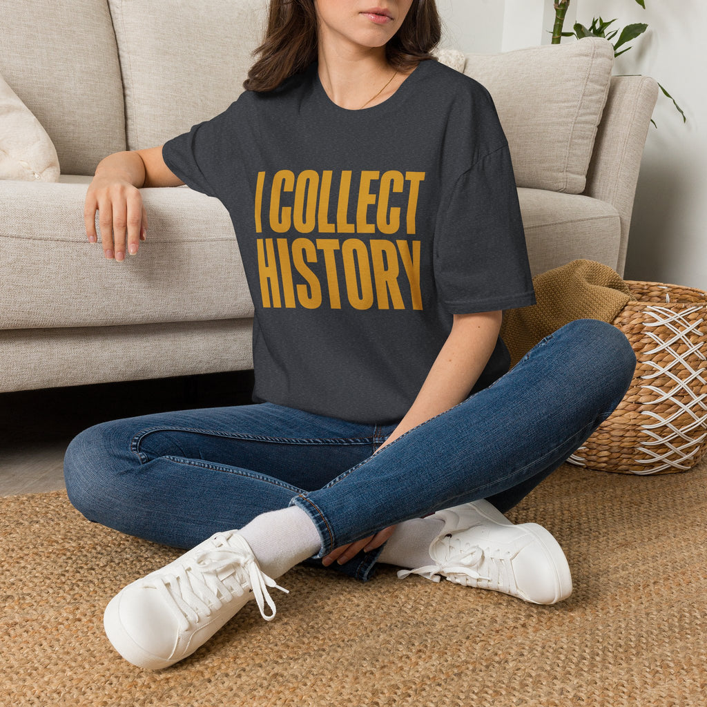 I Collect History-Typo-T-Shirt