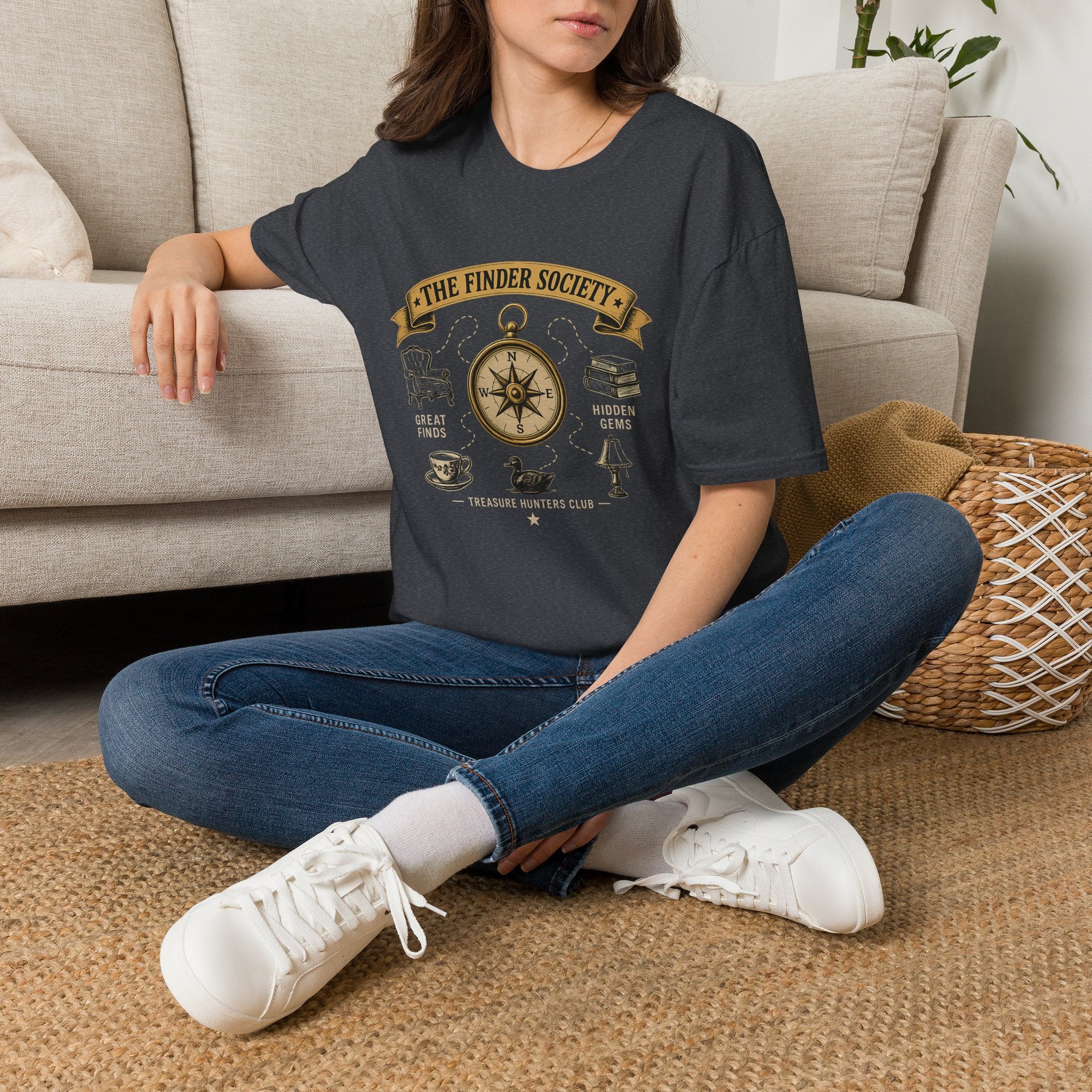 The Finder Society Treasure Hunters Club-T-Shirt
