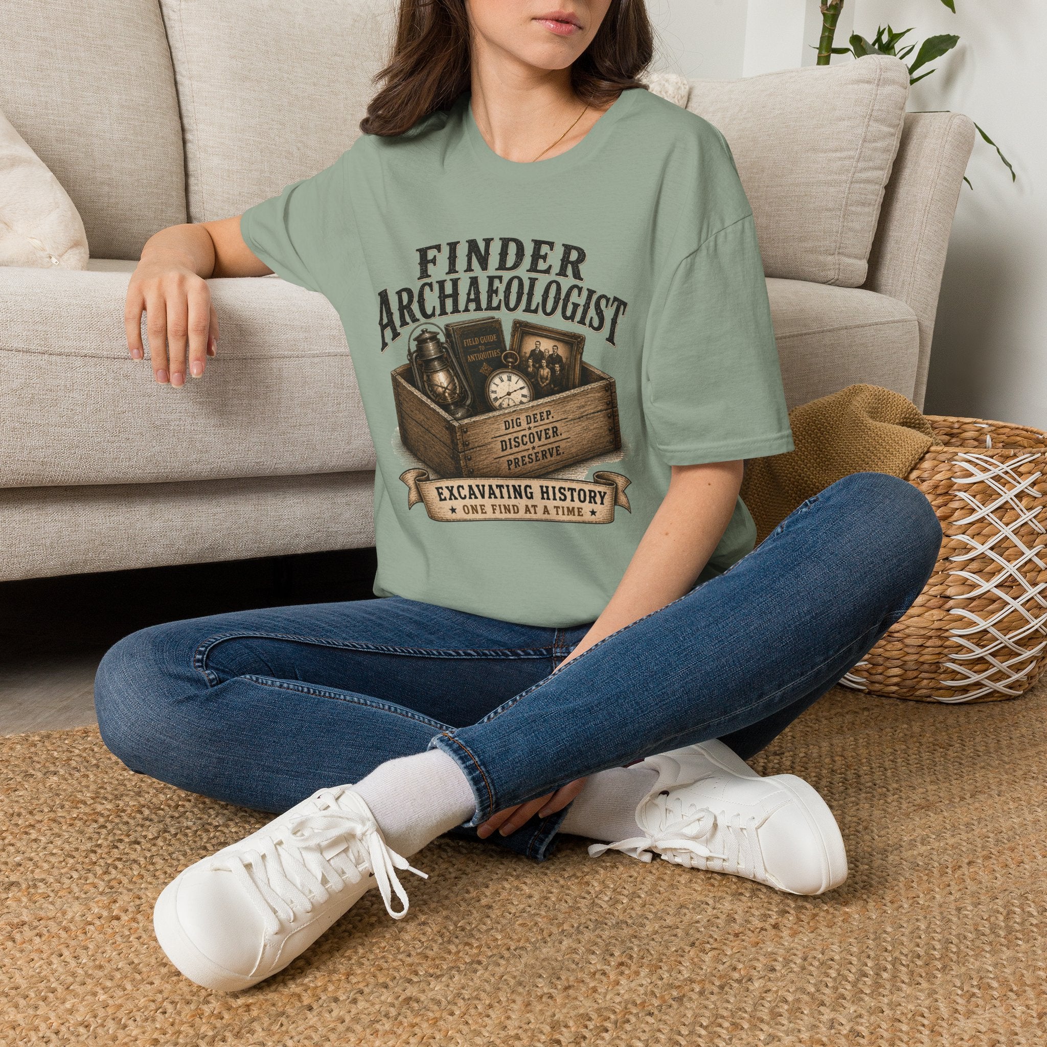 Finder Archaeologist-T-Shirt