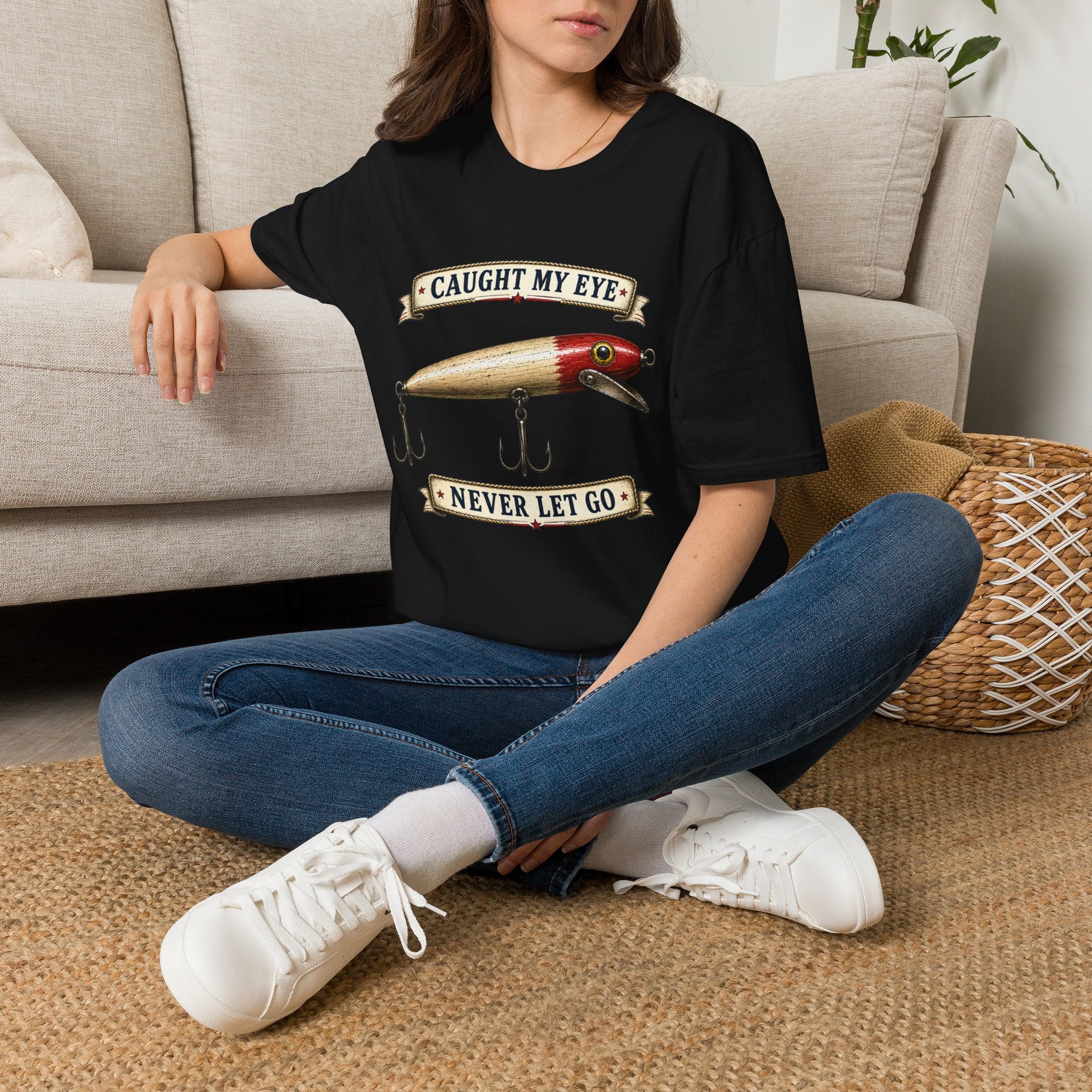 Caught My Eye Never Let Go-T-Shirt