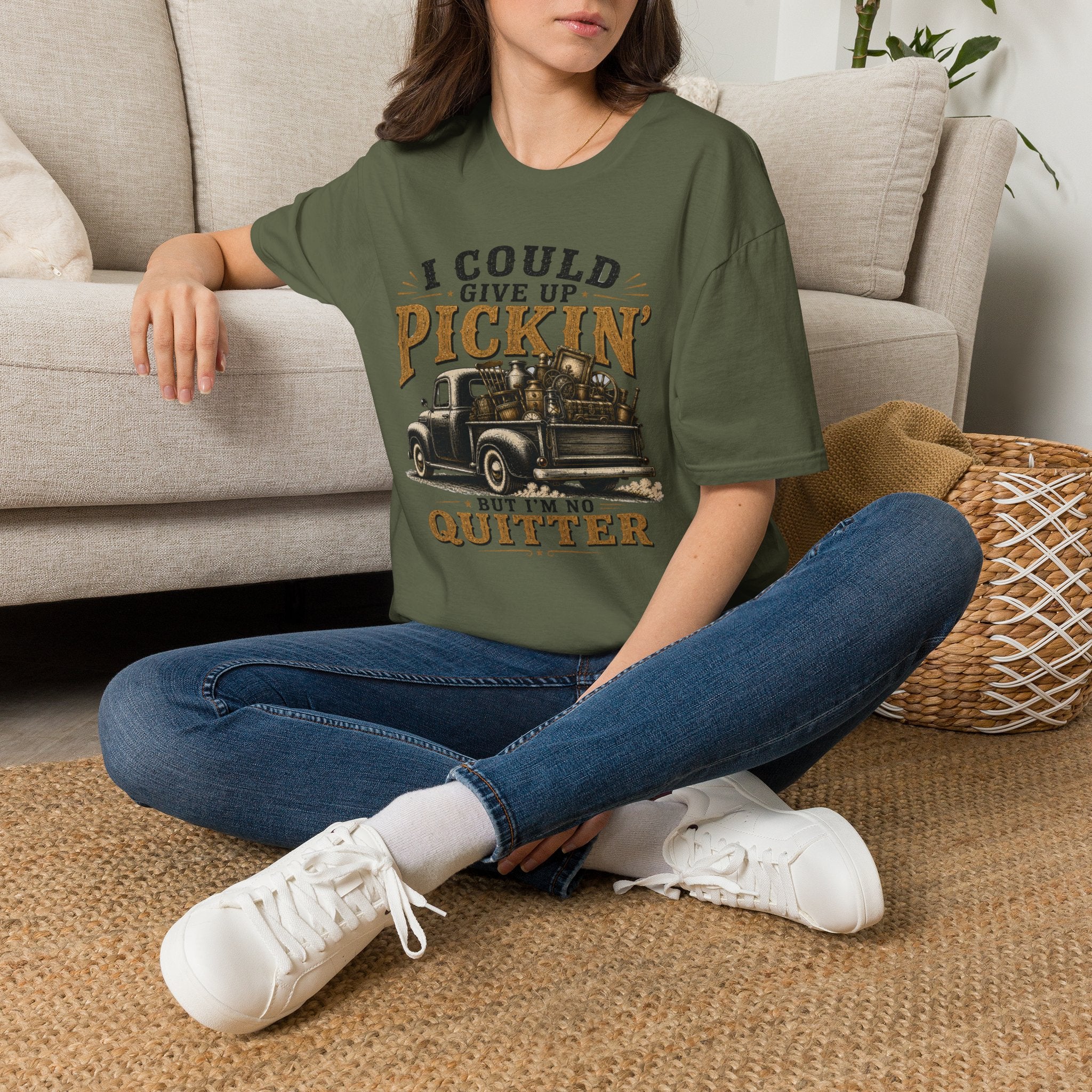 I Could Give Up Pickin' But I'm No Quitter-T-Shirt