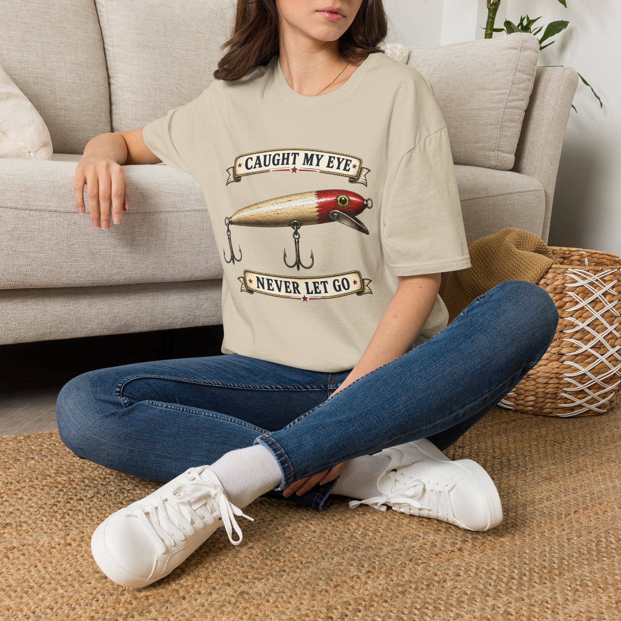Caught My Eye Never Let Go-T-Shirt